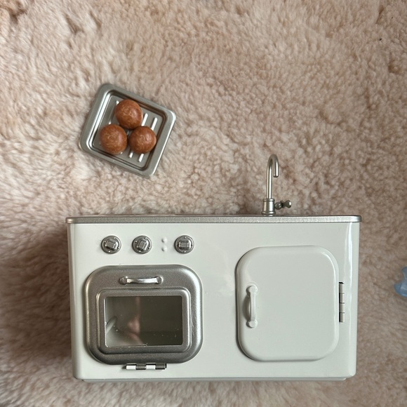 Maileg Kitchen, Miniature - Picture 2 of 5